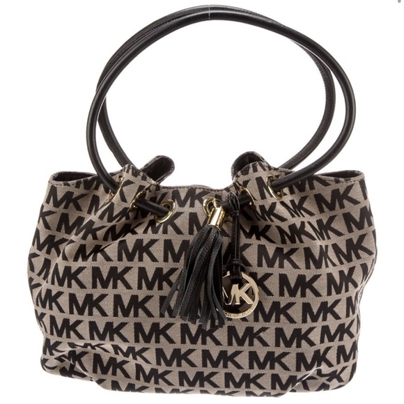 221. NWOT-Michael Kors Awesome Bag - Picture 2 of 11